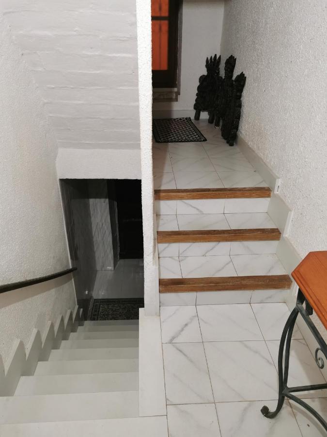 Apartment & Rooms Constanti ภายนอก รูปภาพ